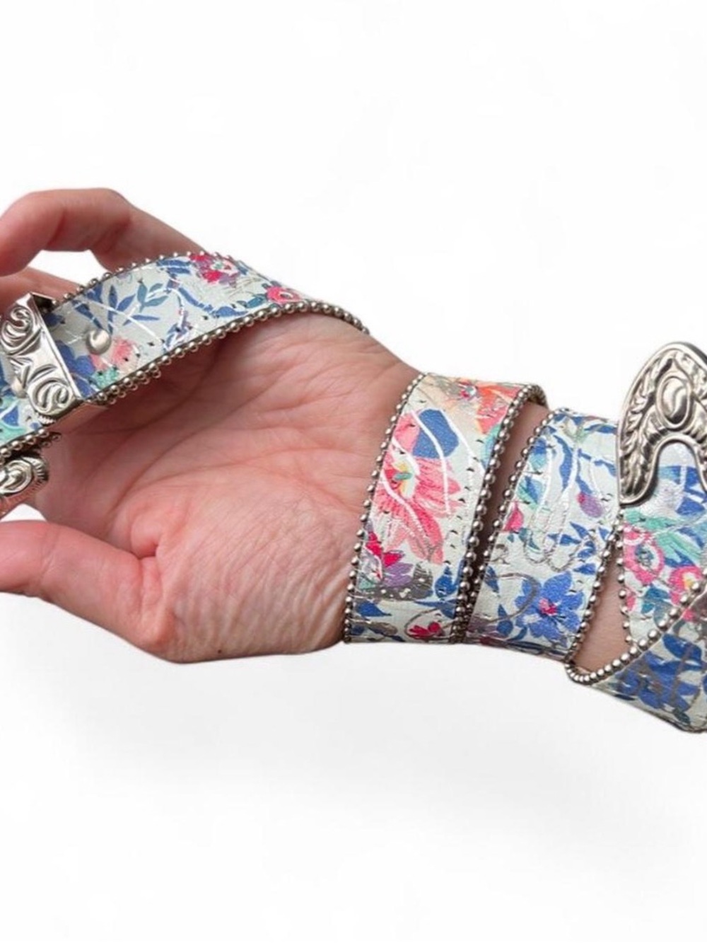 Vintage 80’s Elite Fresno Leather Belt Floral Design